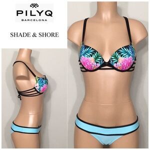 PILYQ dreamy blue bottom and floral top. NWT